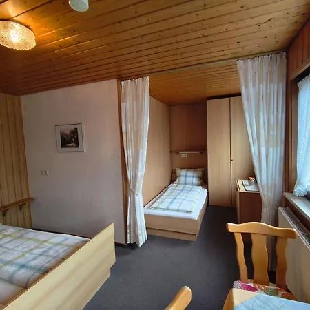 Gaestehaus Heuchert * Meersburg